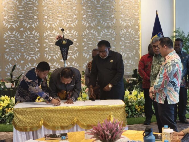 
 Gubernur Papua Pegunungan Dukung KPK: Dana Otsus Diprioritaskan untuk OAP dan Wajib Dipertanggungjawabkan Secara Terbuka ke Publik