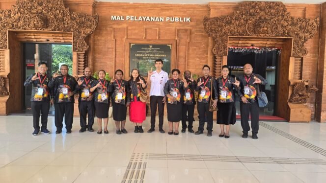 
 Peserta PKA Angkatan I Provinsi Papua Laksanakan Studi Lapangan di DPMPTSP Kota Denpasar, Pelajari Inovasi Pelayanan Publik Digital